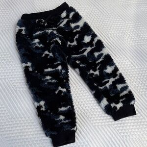 Cozy Black and White Fleece Kids Pants - Size 5-6